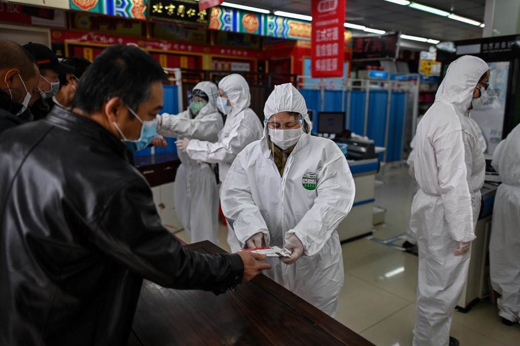 مهار ویروس کرونا در ووهان چین